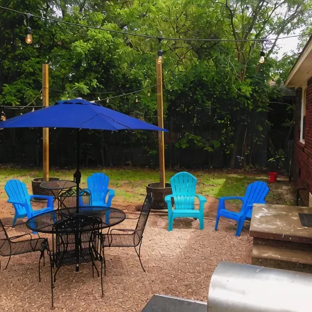 The Water House-Sleeps 10-1 Mile to Boone Pickens