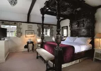 Macdonald Bear Hotel - Pet friendly