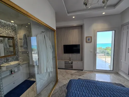 Luxurious Sea View with Private Beach in Gammarth Marsa - Beach