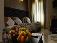 Hotel la Luna - parking