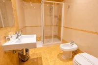 HOTEL PLANET INTERNATIONAL