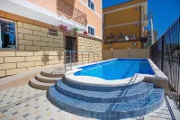 Hotel Bukhara - خدمة نقل من وإلى المطار
