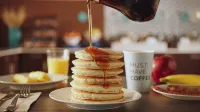 Holiday Inn Express & Suites PORTAGE by IHG - breakfast