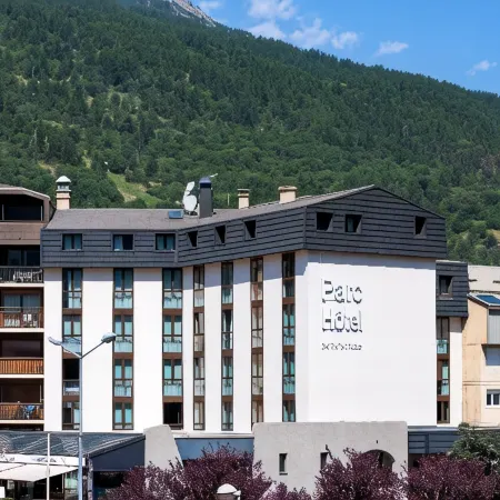 Sowell Hotels le Parc & Spa Отели в г. Бриансон