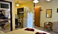 Apartments Zoumperi
