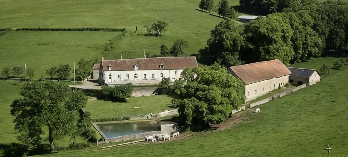 Domaine de Drémont Hotels in Nievre
