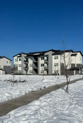 3rd floor condo in Providence - Homestays