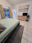 Waterfront Withlacoochee River Canal, 2/1.5, Pet Friendly, Pool Table, Kayaks! -  Privatzimmer