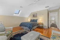 Chatham-Walk to Town/Beach-Multi Family Friendly - Parvekkeita
