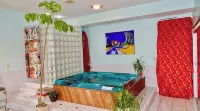 Sports Complex w/ Hot Tub Located Near Scheels Sports Park and Lincolns Home! - ห้องครัว