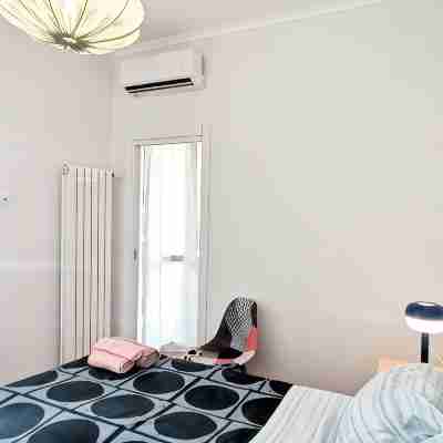 Naples on foot Rooms