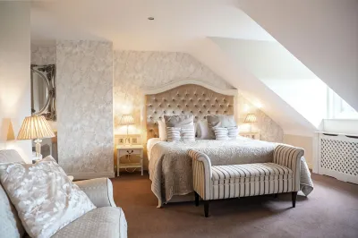 Customs House Country Inn Hotels in 