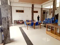 Hotel Harmony Syariah near Alun Alun Temanggung - parking