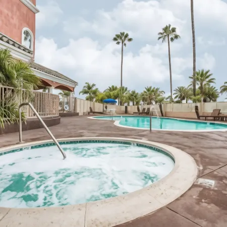 Comfort Suites Oceanside Camp Pendleton Area