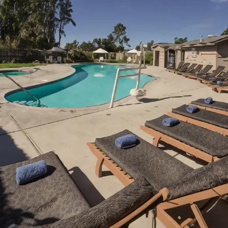 Cambria Pines Lodge
