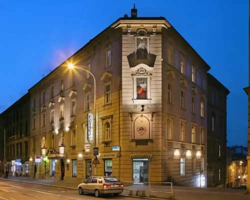 Hotel Golden City Garni Hotels near Prague 3