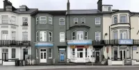 Henrys on the Prom - Homestay