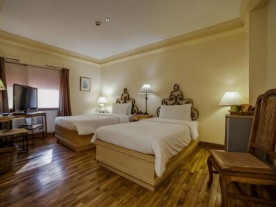 Roxas President's Inn