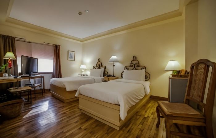 Roxas President's Inn