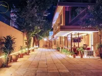 Grand Peace House II ダーマン・エ・コー周辺のホテル