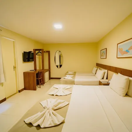 Fortmar Hotel Отели рядом с достопримечательностью «Пляж Ирасема»