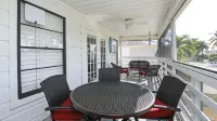 Rare Find! Sea Breeze Gulf Home. Heated Pool, Steps to the Beach. - ジャグジー