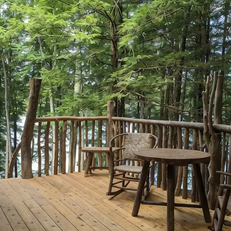 Quaint cottage on peaceful NH lake! Enjoy swimming, kayaking, and trails.