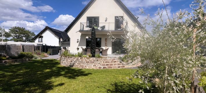 Vacation home "AhrIdylle" - Hiking, wellness & family time with dog in the Ahr valley 阿爾韋勒住宿飯店