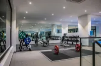 Embassy Gardens Luxury Suites Cpg - مسبح