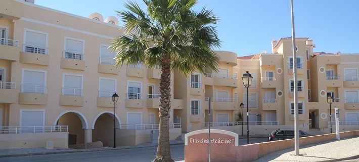 Fabulous Sea Views, Wi Fi, Walk to Restaurants and to Luz Blue Flag Beach Hotels in Luz