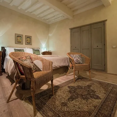 Apartment Me and You Cortona (with romantic outdoor shower on private courtyard)