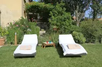 House with terrace garden of 1000m2 - Swimming pool - Downtown Orange - 2 people