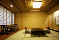 Tsuki No Shizuku Ryokan - Mountain view