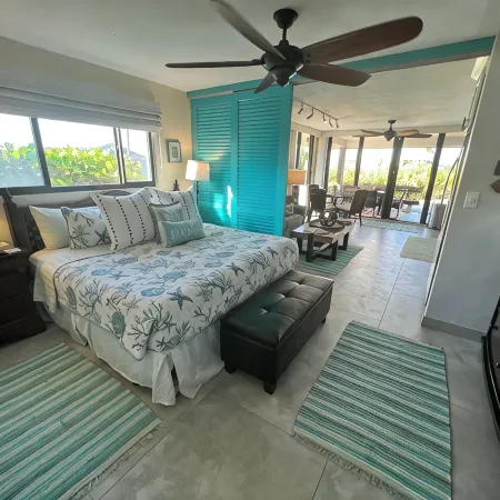 Luxurious Beachfront Condo: May- August Savings!!! Paradise at Your Toes!