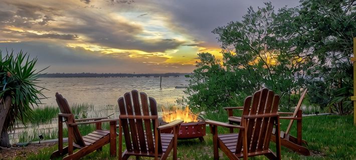Gorgeous Waterfront w/ Golf Cart! 4 bds, 3.5 ba! Sleeps 12 Hotéis em Crescent Beach