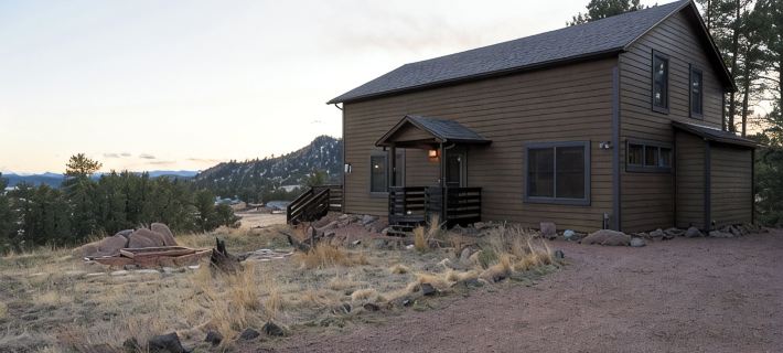 Charming Mtn Cabin Getaway - Hot Tub, Stunning Views, Fire Pit  & 4 Acres Hotels in Teller County