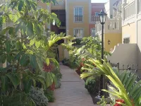 Elegant Palm Mar Apartment - 3-Star