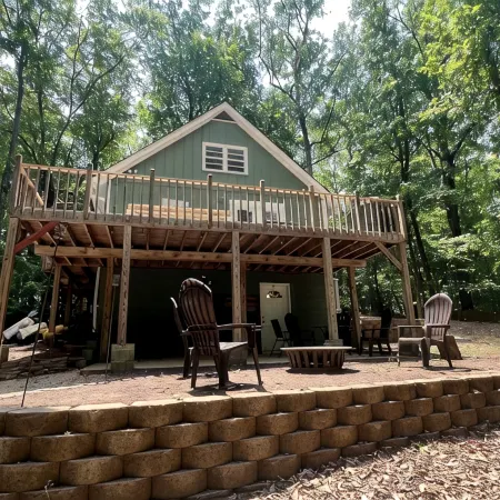 Lakefront Escape close to Clemson and Seneca