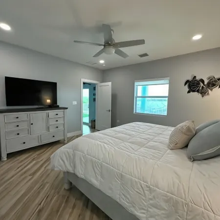 Sunrise Oasis in big pine key
