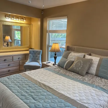 Lakeside retreat