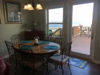 Kayaker and Bird Watchers Dream: Freshly Renovated with Breathtaking Views Hotels in Cedar Point