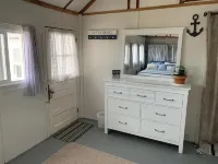 Cottage on Seneca Lake Shoreline - Wifi