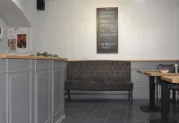 凱煌飯店 - 2 星級