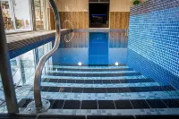 Heywood Spa Hotel - Pool