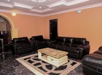 Abeokuta 2-Bed House Sleeps 4 with Free Parking