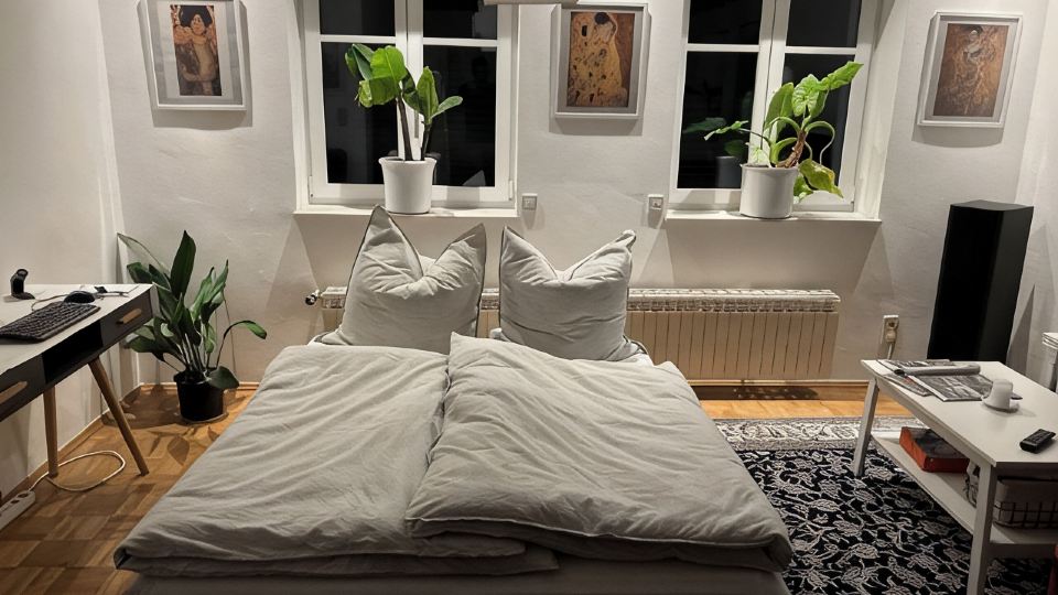 Bright 87 sqm with Rhön view & sun terrace, city bus & A7 connection