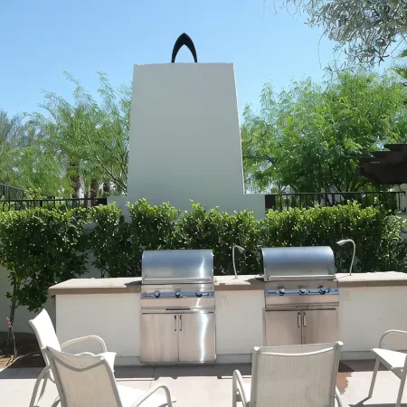 Majestic Mountain Views- 2 private patios- 2 bed/2 bath sleeps 6- 064225