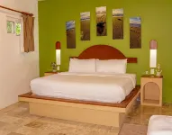 Oceanview Isla Mujeres Villa - Private Pool, Steps from Snorkeling, & Skybar - 2 stjerner