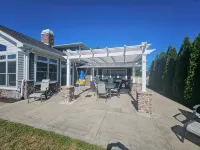 Irish Lakefront, Hot Tub! Pets, Dock, Fishing, Kayaks, Ice Fishing, Hunting! - 4-Sterne