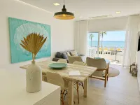Beachfront Apartment in Quarteira | SAL - 公寓